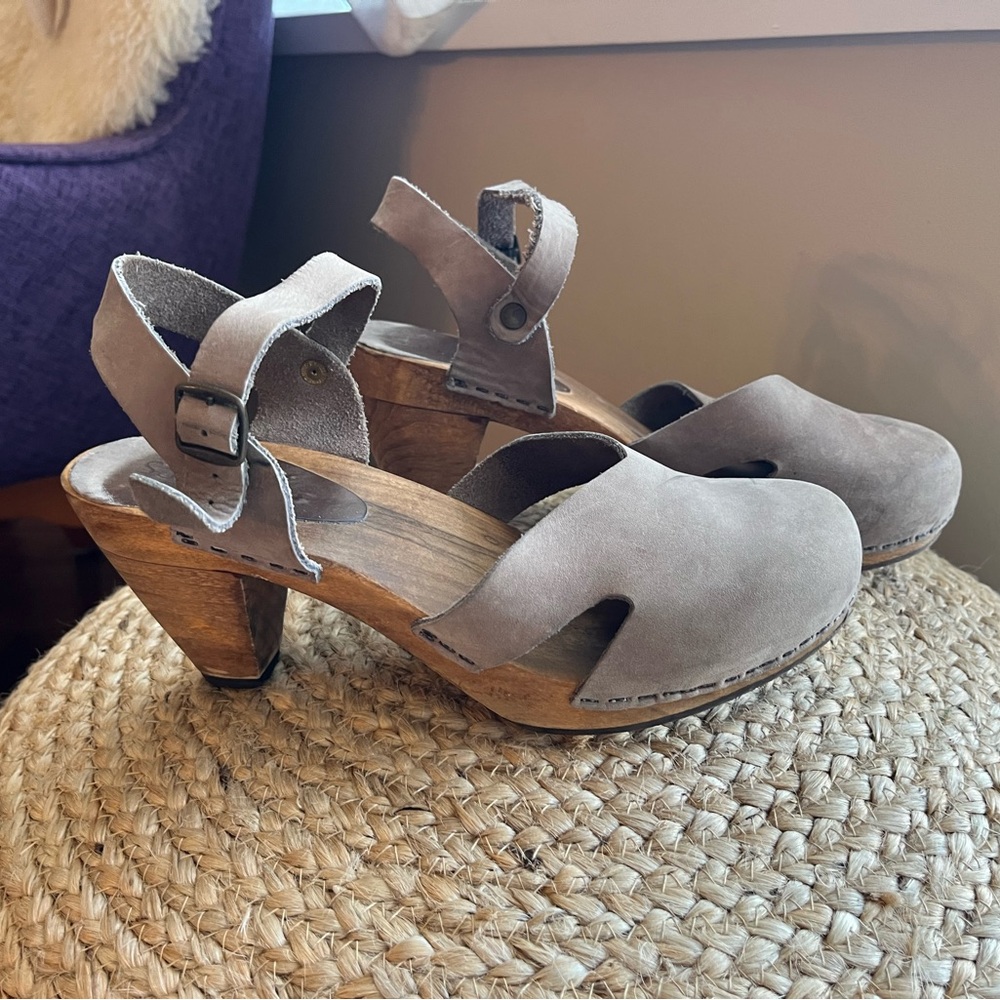 Original Danish Clogs Sanita Matrix Flex Sandal Grey Oil Wood Women’s 9